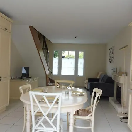 Maison De Village Oleronaise 1 A 6 Personnes * Le Château-dʼOléron