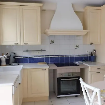 Maison De Village Oleronaise 1 A 6 Personnes